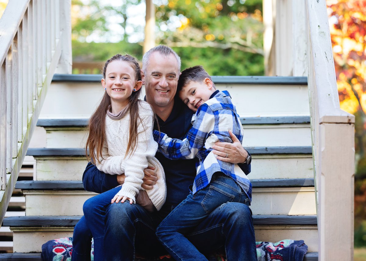 ShannonStocker_'s tweet photo. My son, husband, and SIL are shaving for #childhoodcancer research with @StBaldricks. My daughter is going short to donate enough for a wig. Would love any support...every little bit counts!!
@sam_maniar this one is for Theresa.❤️
#proudmommy #TeamStocker
https://t.co/taDYfd8O3y https://t.co/IyK9uhcjeF