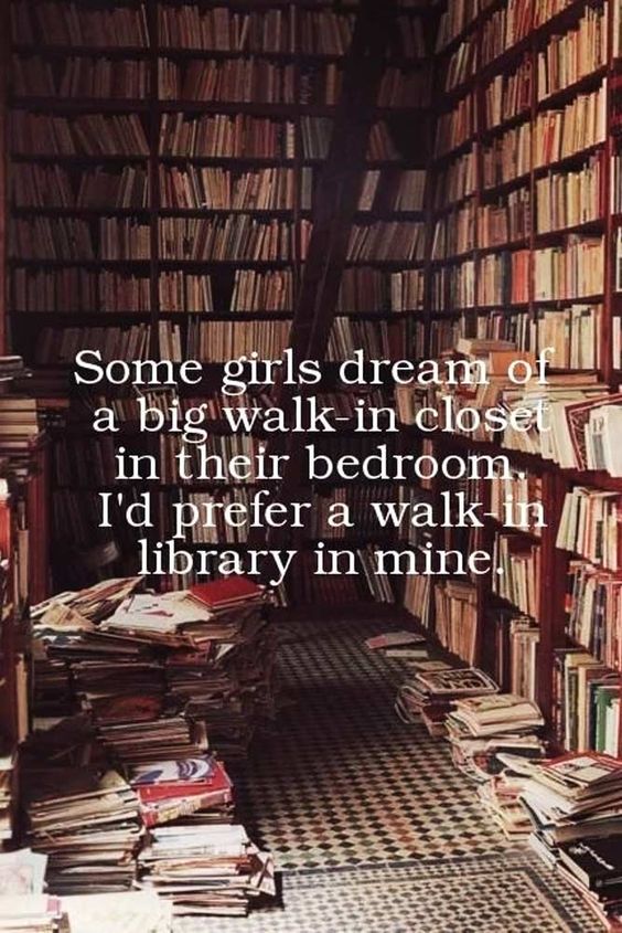 thelaceylondon's tweet photo. Who's with me?

#amwriting #amreading https://t.co/JUzOAi1fpc