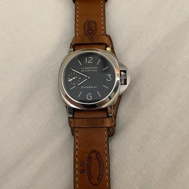 As a history buff, this speaks to me. A <a href="/panerai/">Jun Sasaki</a> PAM111 on a <a href="/tedsustraps/">Ted Su Straps</a> ammo Bund. #watch #watches #watchesofinstagram #watchaddict ift.tt/2P6DCW0