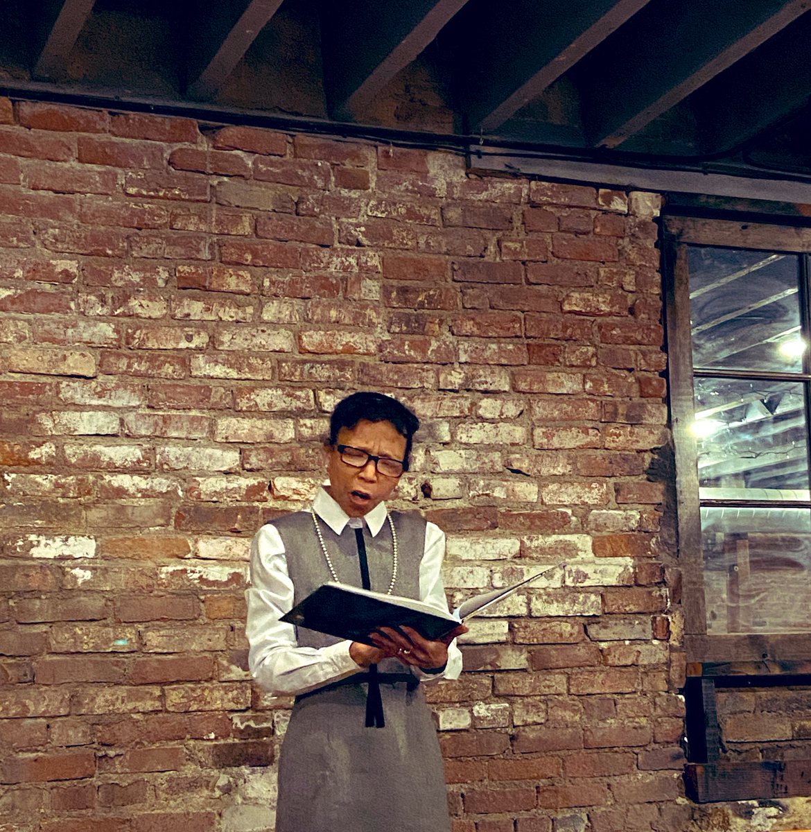 Nice evening at Alley Cat Cafe for the 2020 African American Read-In w/ author Debbie Ann Taylor. 😊 #AARI20 #BlackHistoryMonth2020 #literacy #pontiac