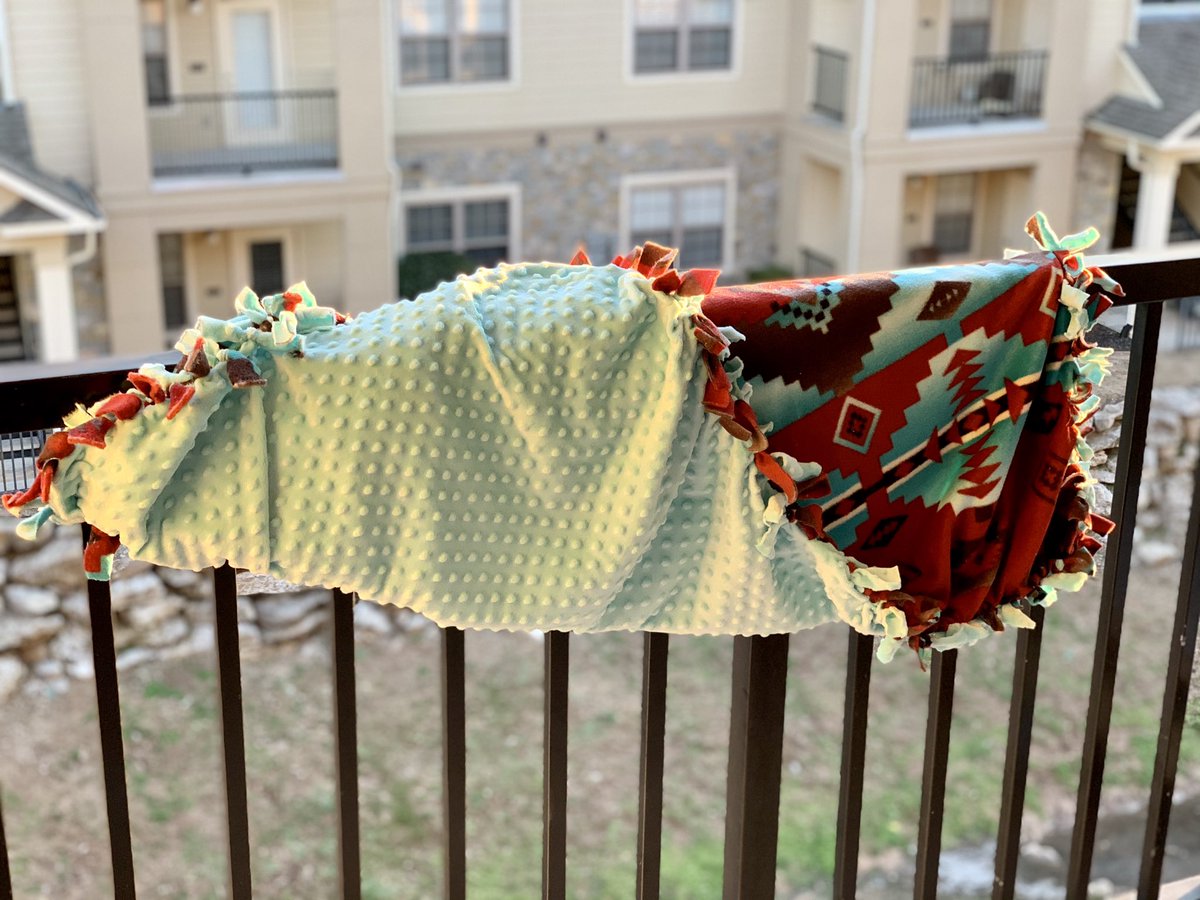 deklanandco's tweet photo. custom bow holder $35!
-
-
blankets $50! they are hand tied, no sew 1 yard blankets! can also make baby blankets that are perfect for the car seat! 🤍 https://t.co/UhbQXTUbgs