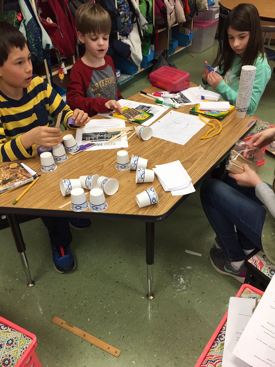 100 Day STEM Challenge in 3rd Grade today.  Connecting our study of Ancient China to building temples, bridges, tombs and the Great Wall.#TuckahoeRocks  <a href="/TESschoolyard/">Tuckahoe Discovery Schoolyard</a> @TuckahoeAP @TuckPrinc