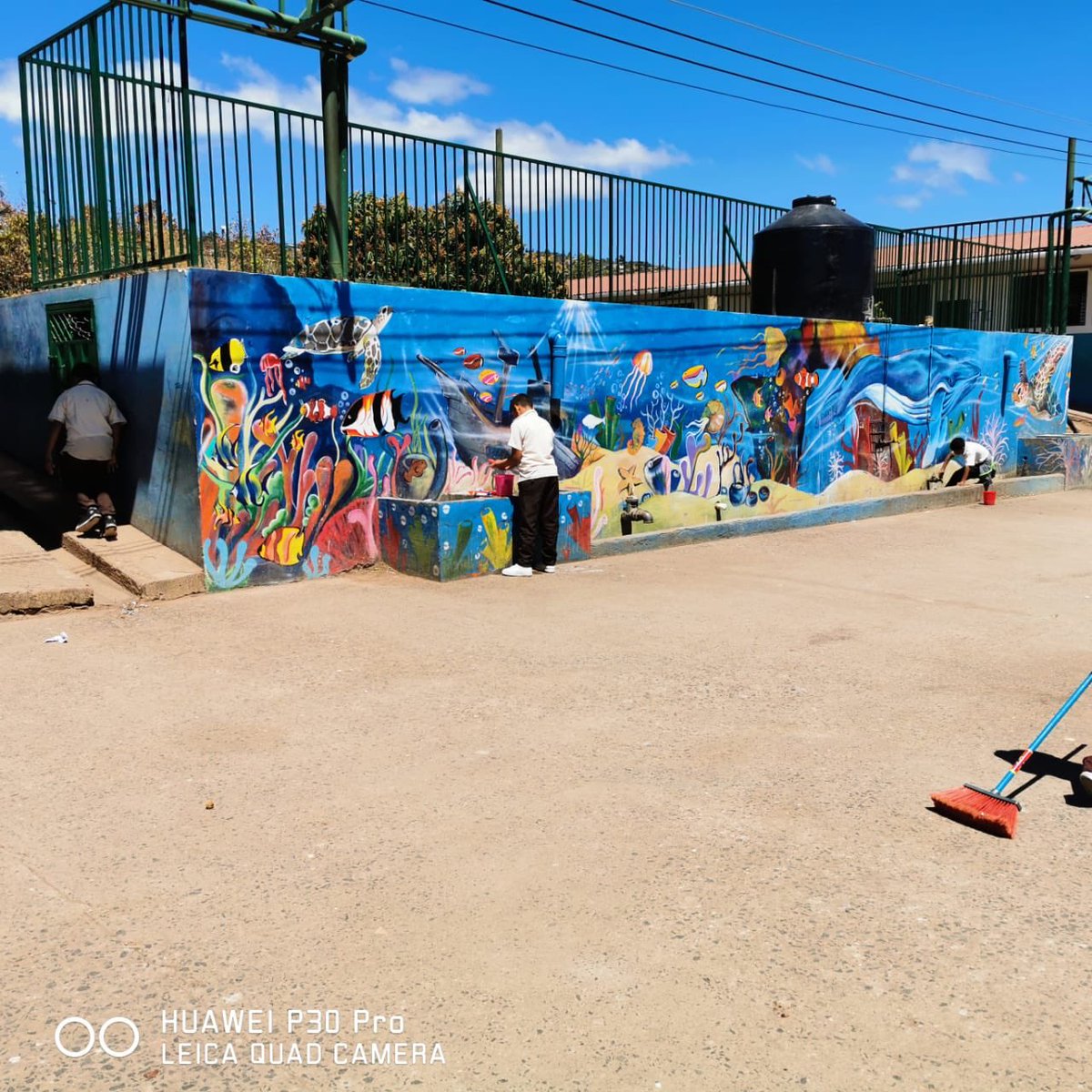 RotaryTGU_Metro's tweet photo. ACOES brinda becas educativas a estas niñas y niños que representan el presente y futuro de nuestro país.🧸👩🏻‍🏫🇭🇳 

#WINS #WASH #RotaryInternational #TheRotaryFoundation #RotaryConectaElMundo https://t.co/taXwImHWuH