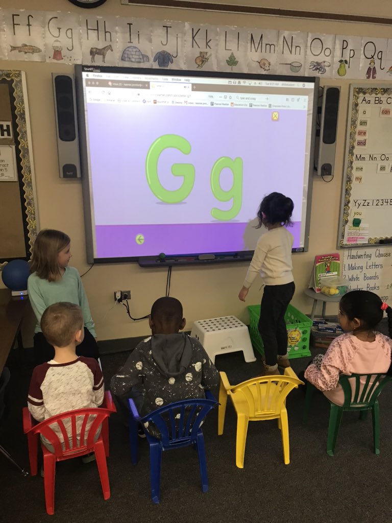 KasmerKinder's tweet photo. @AvonNovas enjoying their morning center choice 🌞 https://t.co/5W7qaq8JwK