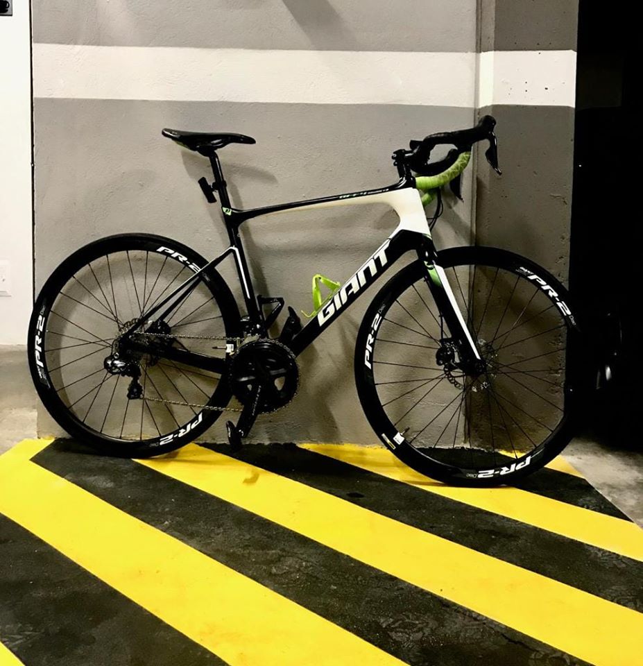 FlanaganDJ's tweet photo. Hacia las 7 pm se robaron esta bicicleta de un amigo. Si la ve, avise. RT por fa. #EsRobado @cazainfractor @esrobado https://t.co/kEwB6QD9qZ