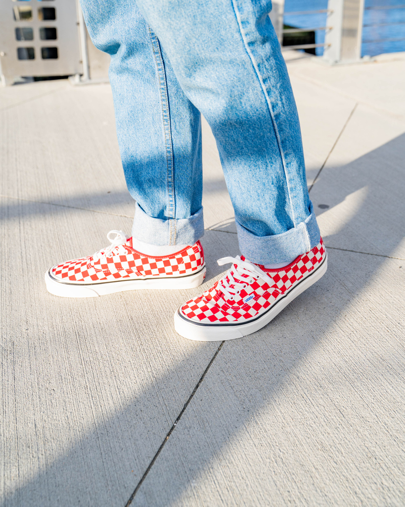 Baggins Shoes tweet media