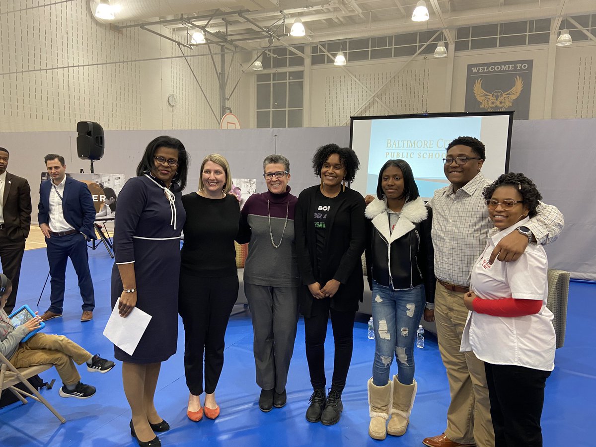 christina_615's tweet photo. .@BaltCitySchools has the most amazing students, teachers, partners, &amp; leaders! Great convo tonight w/ community about #BMoreMe #studentvoice #socialstudies @SonjaSantelises @ThatTeacherSid @chefbrycetaylor @whitneycward @janiselane22 @229Holabird @WesternHS1844 @for_exploration https://t.co/ChtM573DOL