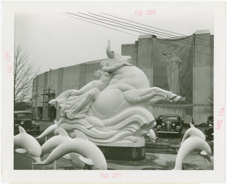 artdecoarch's tweet photo. “Europa” by Gleb Derujinsky, New York World’s Fair - Rather over-the-top sculpture by Russian artist Gleb Derujinsky. Photos of statue (with dolphins), of the model, and a closeup of Europa's butt (lol). Source: NY Public Library. https://t.co/pgZG23YjYh #artdeco #1930s https://t.co/IWC0ESl0aK