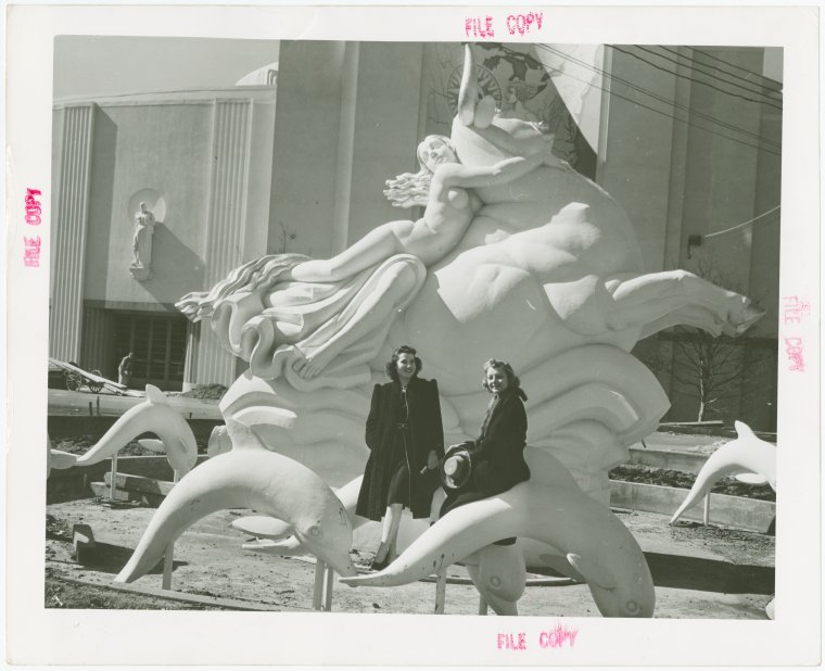artdecoarch's tweet photo. “Europa” by Gleb Derujinsky, New York World’s Fair - Rather over-the-top sculpture by Russian artist Gleb Derujinsky. Photos of statue (with dolphins), of the model, and a closeup of Europa's butt (lol). Source: NY Public Library. https://t.co/pgZG23YjYh #artdeco #1930s https://t.co/IWC0ESl0aK
