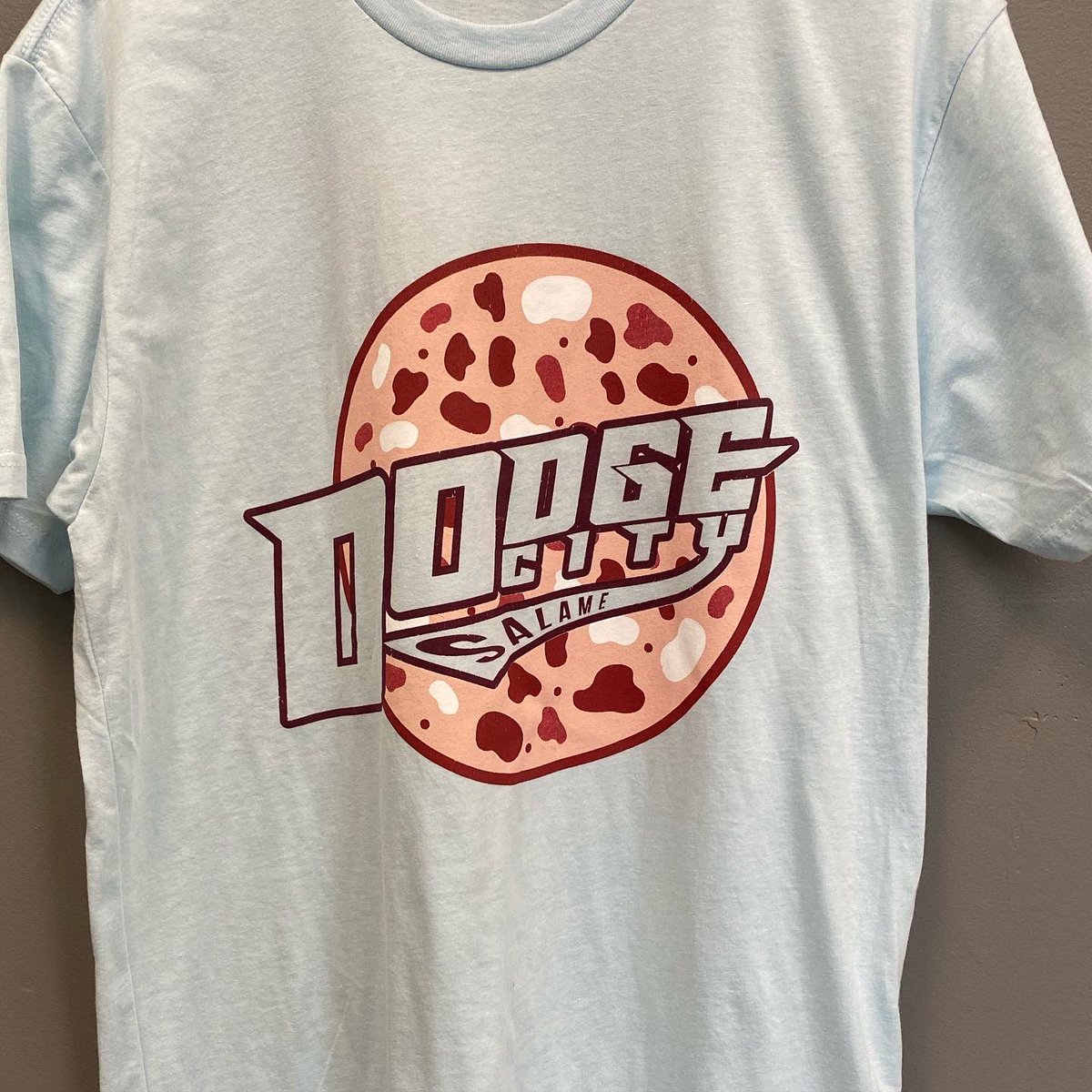 SmokingGoose's tweet photo. get the look: new shirts! first dibs for walk-ins at our Public Smokehouse 411 Dorman St open Tues-Fri 9am-6pm + Sat 9am-4pm 

#PSLes #ButcherKevin #DodgeCitySalame @goodfoodfdn 2020 winner #FennelPollen #PinkPeppercorns #DodgeCityIndy #WeLoveOurHood #HomeIsWhereYouHangYourSalame https://t.co/9kpoH2PUEI