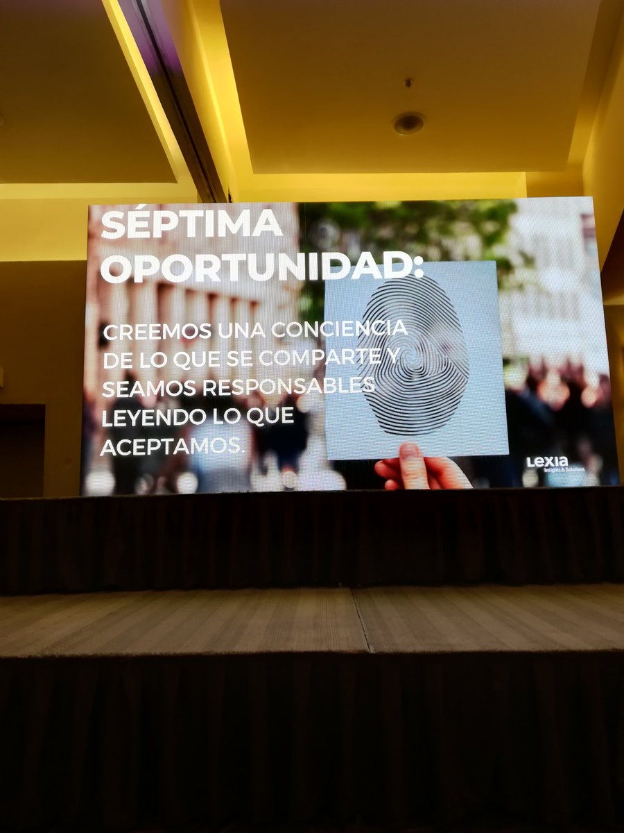 luneta_mercury's tweet photo. Excelente participación de @ClaudioFloresT en #CommunityManagerssummit me quedo con datos como el: Data Noise, Deseo Data, Click Farms y
Vanity Metrics: "Métricas que no sirven de nada". #CMS2020 #CommunityManagerssummit2020 https://t.co/CZRSY5skdF