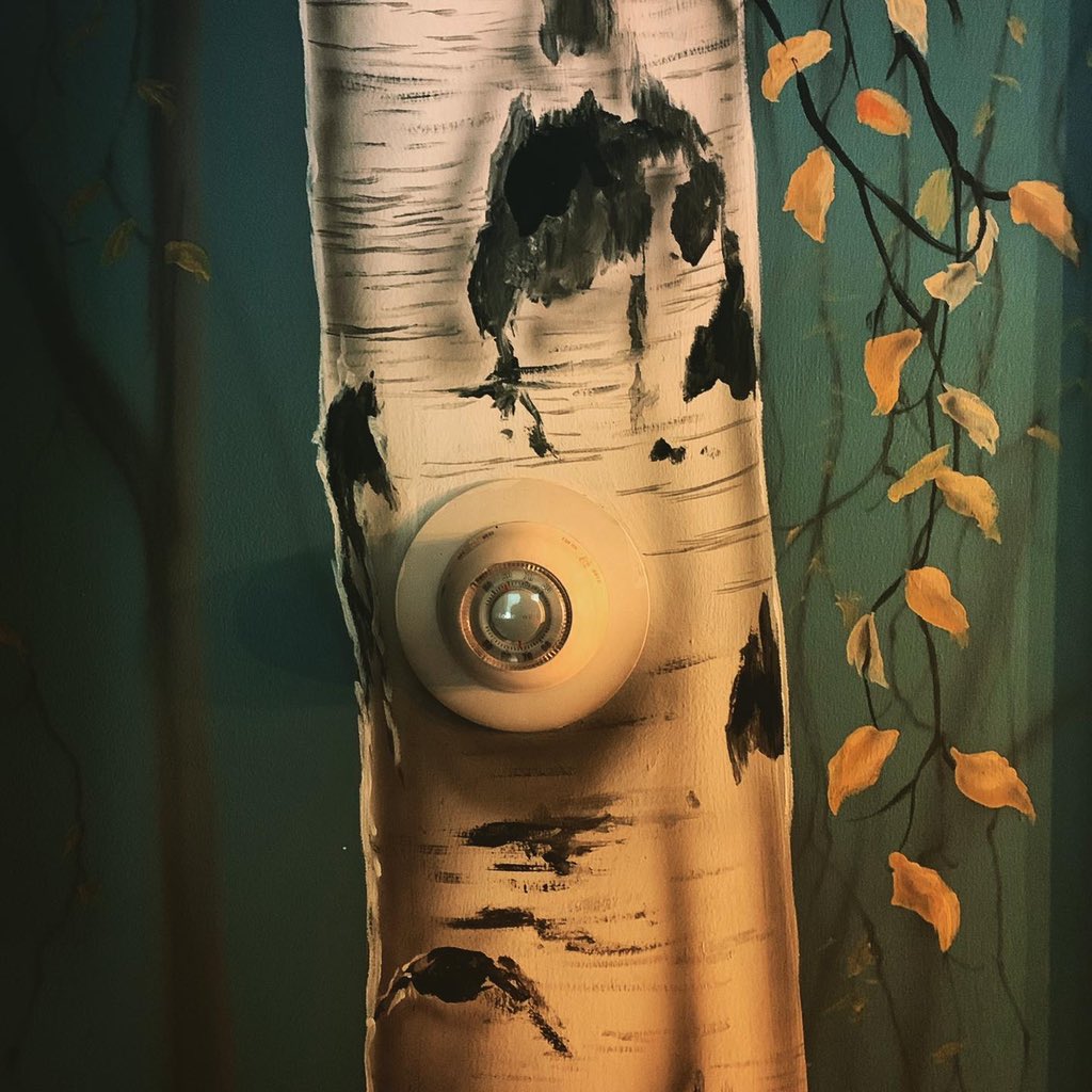 ArtistBoucher's tweet photo. Mural I added to my living room to give it a little life https://t.co/UDmcQAagon