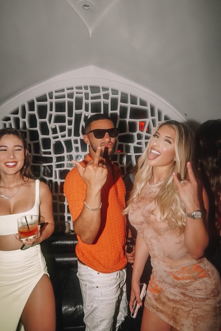 Bahama vibezzz https://t.co/3osUfWw119