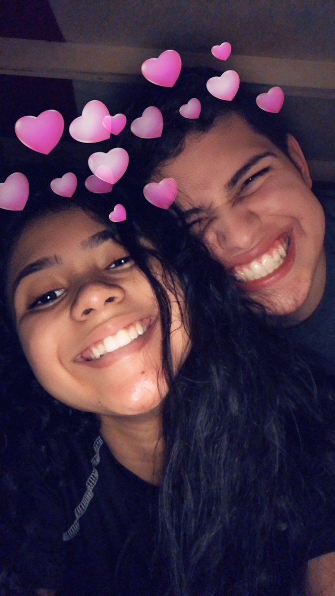 gamialis_rivera's tweet photo. Started dating April 2015, engaged June 2018, and married August 2019💕💕 Fav love story evaaa💛 https://t.co/CsIA0YHJa5