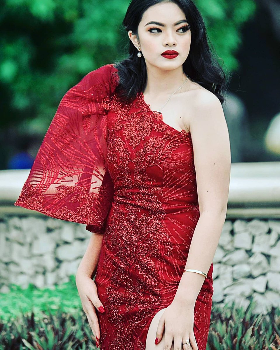 JaneoJana's tweet photo. My BeaAlonzo Inspired ModernFilipinana ....
Thank You 💞💞💞 HTCPromBestDress
#DesignerGensan #JanaJaneo #RedGown #FashionDesigner #Millenial #DesignSoGood #JanaAll #FDGG https://t.co/Cjl9wb5b80