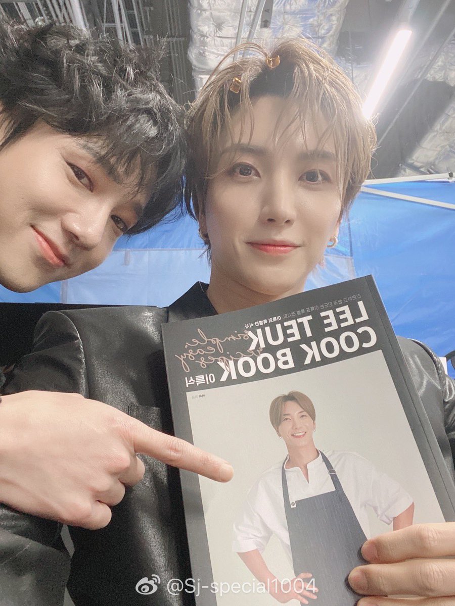 200219 Leeteuk weibo update

<a href="/special1004/">Lee Teuk</a> 

#이특 #Leeteuk #leeteuk 
#SUPERJUNIOR #슈퍼주니어
#利特