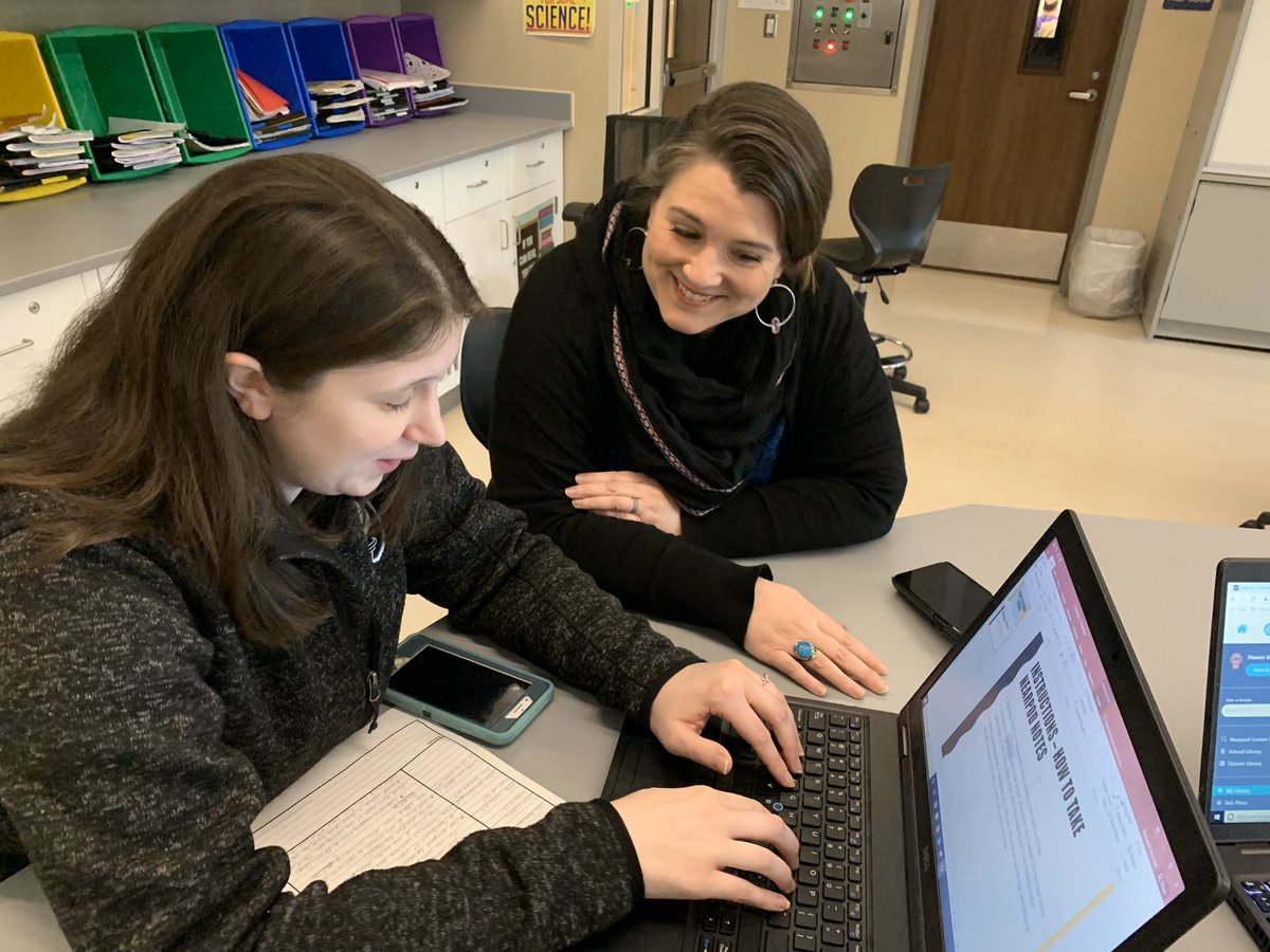 emsisdits's tweet photo. πWhat a great day w/secondary science Ts! π§« π§¬π§ͺ
They learned all about @nearpod & even had time to create their own lessons to use w/their Ss ππ» Thank you @parisitp for sharing your PD time with us π
#EMSProud #MIEExpert #emstechsperts #MicrosoftEDU https://t.co/hsrpTKnyy1