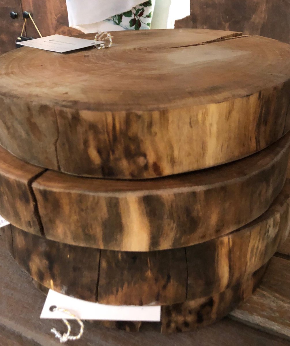 CCStudios5's tweet photo. Handmade charcuterie boards now in stock. 
.
.
#candcstudios #vintageshop #farmhouse
#midcenturymodern #shoplocal #shopsmall #kettering https://t.co/WLfqh4HnIM