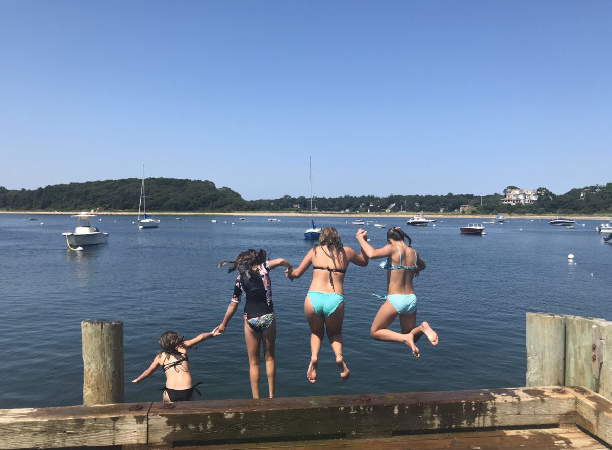 ZajacSLP's tweet photo. A4 It should look and feel like you have the hands of support clasped with yours, encouraging you and saying they’ll jump with you into the uncharted waters because learning is all about taking risks and learning TOGETHER.  #ISTEOBLN https://t.co/RUspKQa3yW