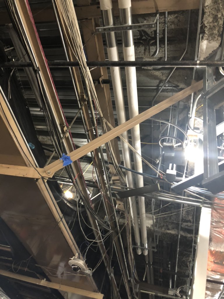 elliottwood's tweet image. Every IT guy picking up bags BNA Nashville wondering how that cabling ever passed inspection. And not envying whoever go the contract to fix it. #badfi #cablingnightmares #ratsnests