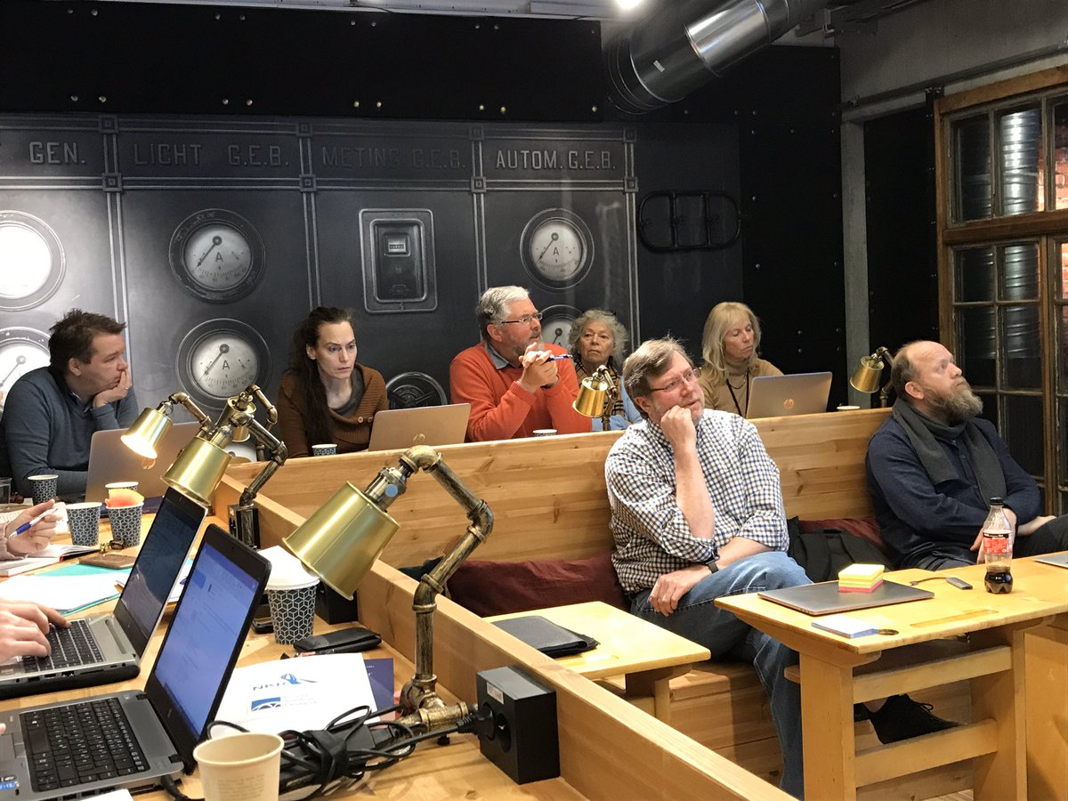 rothkopfAK's tweet photo. The second day of the @UniStavanger #pedagogy #skill #development course #UniPed starts off with D. Husebø introducing today’s focus: #curriculum #theory and #development. How to write a course outline that both informs &amp; engages the #students. Attentive audience. @Kunnskapsdep https://t.co/BXs4KQQsuT