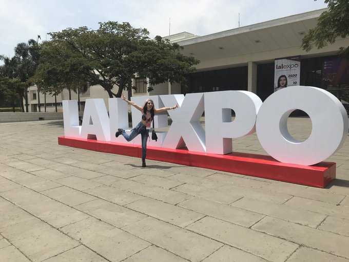 Esto se llama felicidad al 100 en unas horas ir&eacute; al ultimo evento de LaLexpo 😍 gracias fue maravilloso<a href="/tag/lalexpocali"class="tags"><span>#lalexpocali</span></a>