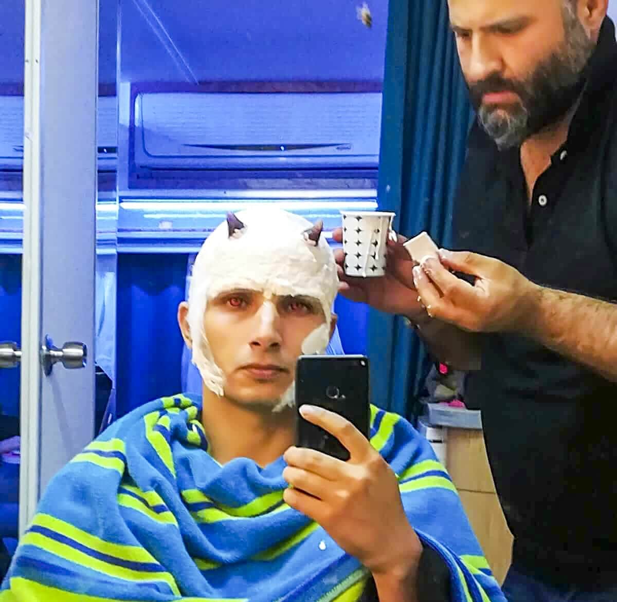 KitabSeytan's tweet photo. Filmimizden tüyler ürpertici sahne makyajları.. #makeup #effectmakeup #plastikmakyaj #filmmakyajı #profesyonelmakyaj #makeupstudio https://t.co/BFLLTdpe82