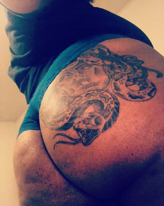 This lil mfcka got some weight to it or w.e #dafinestcreations #vibes  #followme https://t.co/d9etky<a href="/tag/dafinestcreations"class="tags">#dafinestcreations</a><a href="/tag/followme"class="tags"><span>#followme</span></a><a href="/tag/vibes"class="tags"><span>#vibes</span></a>