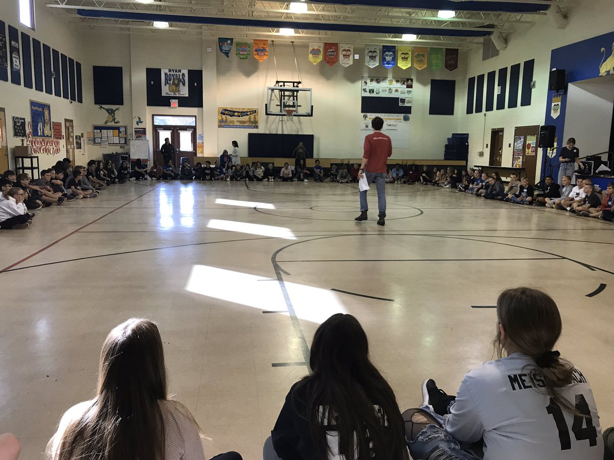 Lisa Edwards tweet media