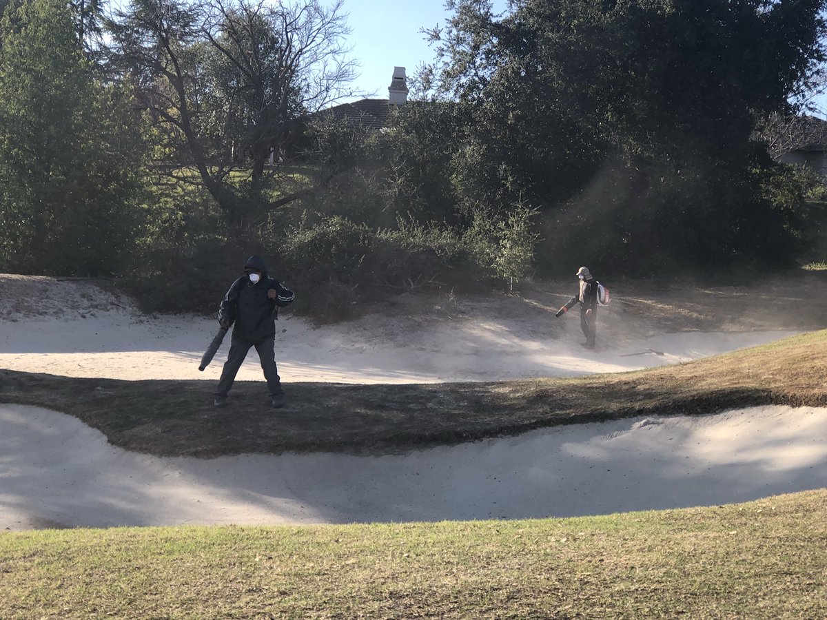 RubyAgronomy's tweet image. Taking a break from winter projects to focus on detail work. Edging cart paths and blowing excess sand off bunker banks today