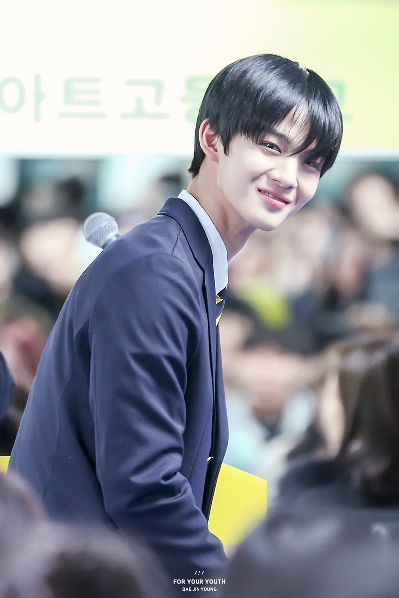 wannaonesmiling's tweet photo. https://t.co/XVkqG6pxp9