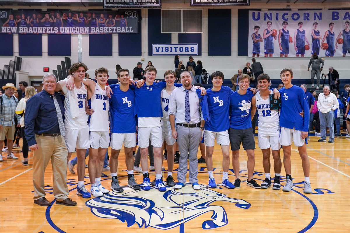 Unicorn_Hoops's tweet photo. The Unicorns defeat the Rangers 70-62 to complete season sweep!! The Unicorns finish the season 25-12, 7-7. It didn’t end how we wanted but I wouldn’t trade this group of Men for the world. From winless in district as fish to 25 wins as seniors. @DunnImages @AlamoCityHoops1 https://t.co/HPFaPyqj68