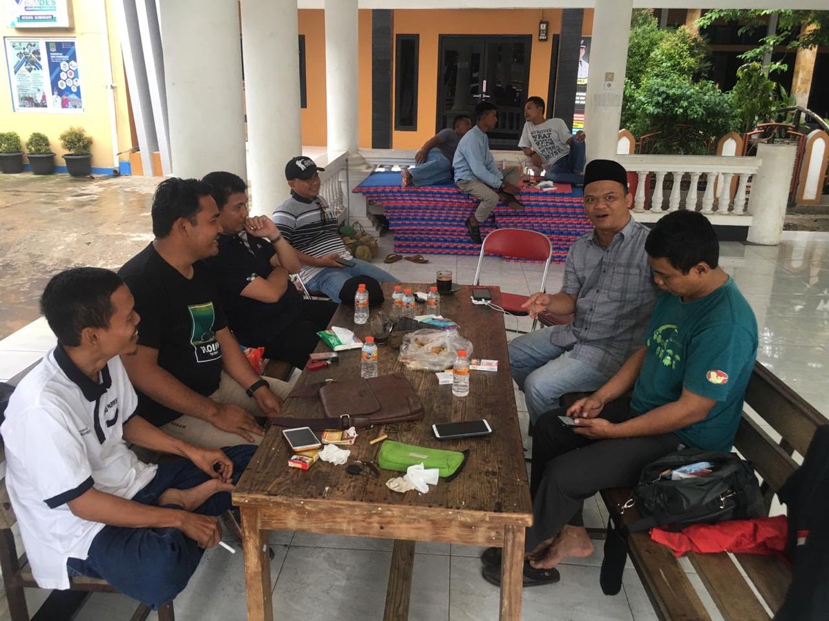 rtik_kabbekasi's tweet photo. Sosialisasi Implementasi Platform tata kelola Desa berbasis IT di Desa Sumberjaya, Kec. Tambun selatan. #sideka #sisteminformasidesa #banggajadirelawantik https://t.co/wtlT5btKim
