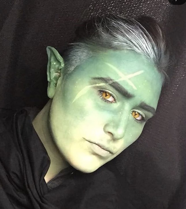 neonbirb's tweet photo. [ THREAD ]

How to trick people into thinking you’re okay at body paint 101 

(from an idiot who paints themselves on the regular) https://t.co/WEFxxGoTwe