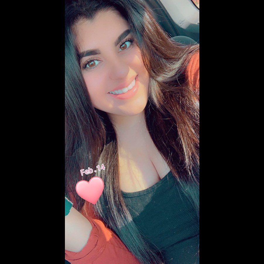 __jada26's tweet photo. 😋🥰 https://t.co/y1gOg7D90E
