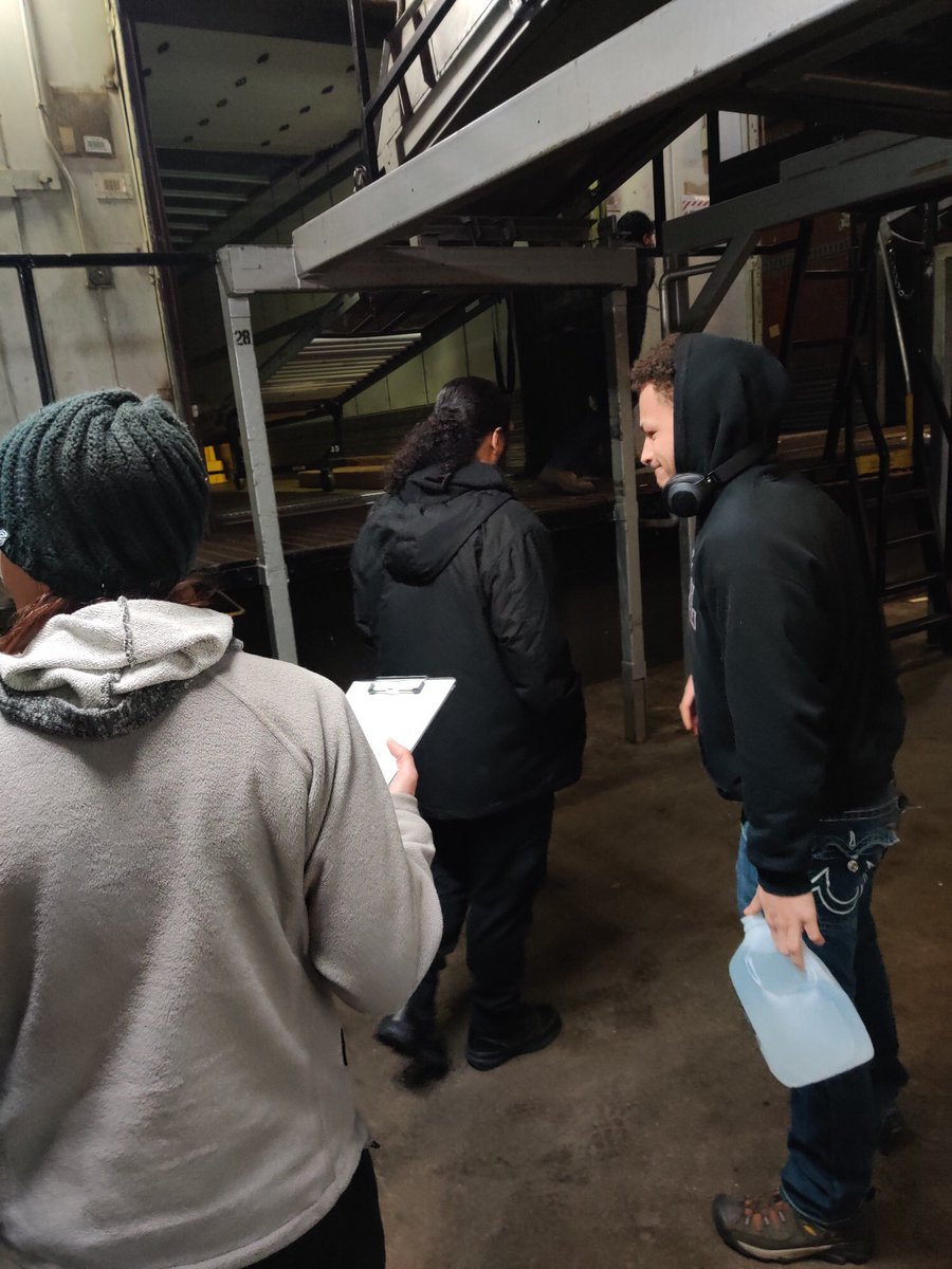 HubWoosta's tweet photo. Worma night sort polling employees to make them aware of their sleep patterns and educational follow up throughout the week for better sleep!  #nedrested @safetyfirstNED https://t.co/rs2x7u5ylc