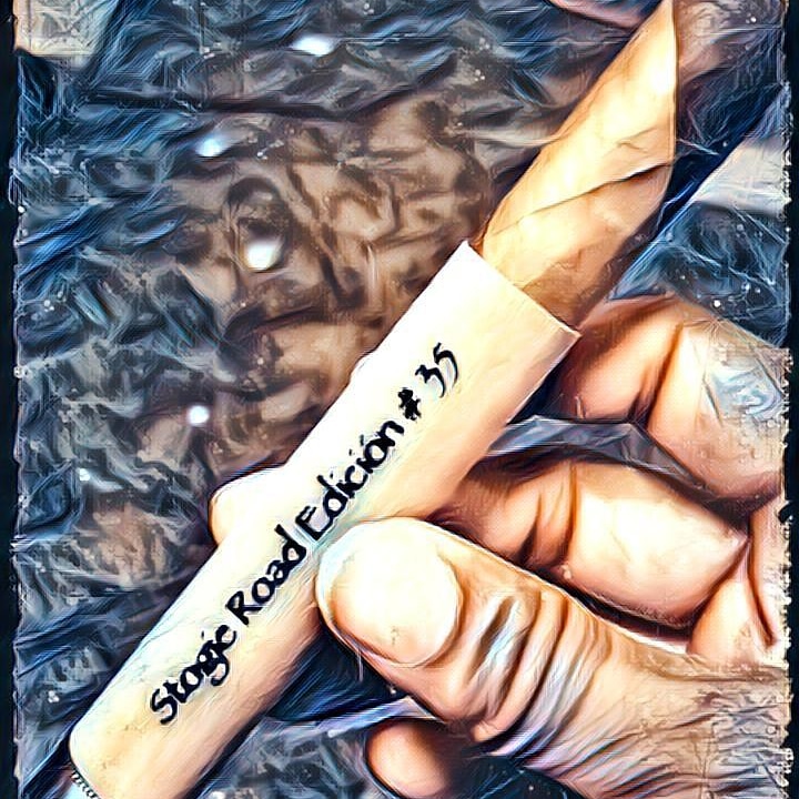 Fun4life9's tweet photo. Here you go kerr I just changed it up just a little @vsrcigarfam @dunkan12671 @kafie1901brands @lit_premium_cigar_experiences smoke lite smoke heavy but always keep it smokey my friends #cigar #cigaraficionado #cigartalk #thinkcigar #herficionado #cigarlifestyle #cigarsdaily https://t.co/gwe14tl6Lt