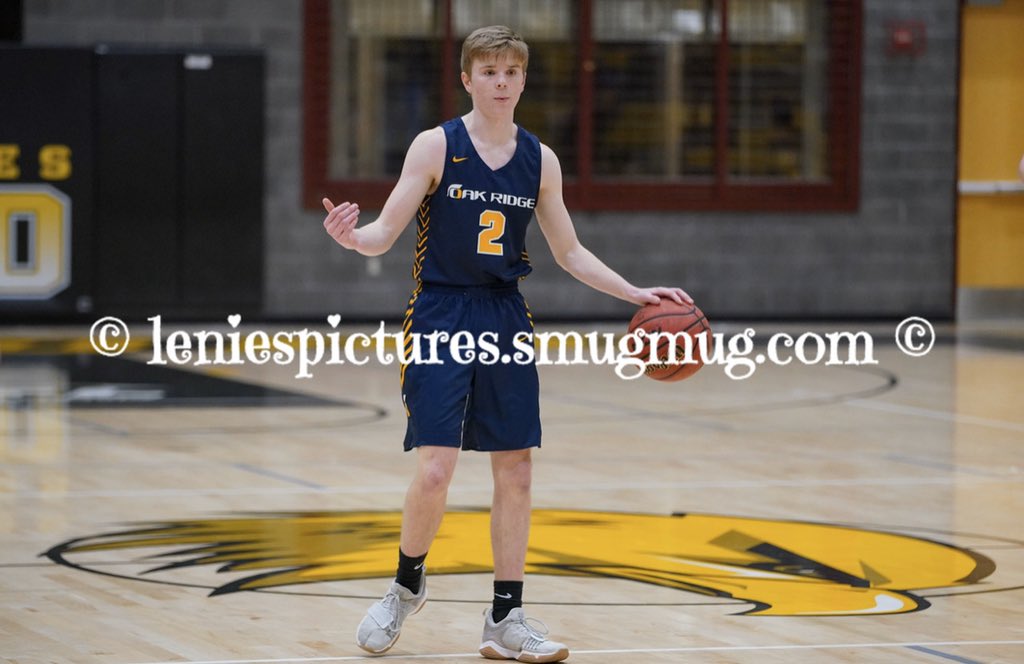 cameronsalerno1's tweet photo. @orhsmbb 2020 guard @tommyball14 has committed to play for @IdahoStateBball. Ball is a great player who can do a little bit of everything. He’s been the key player for Oak Ridge this season. https://t.co/3vMz0SMSeO