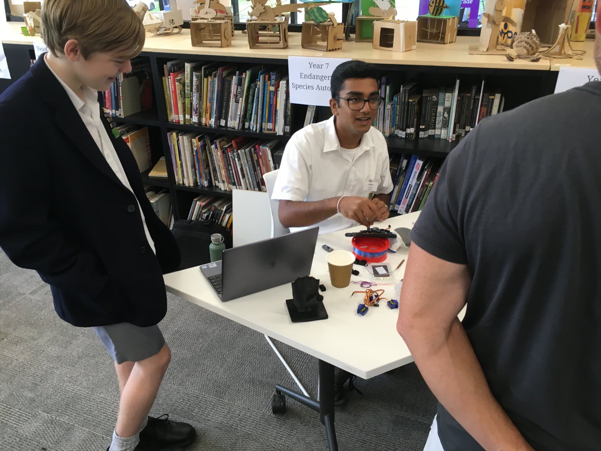 ParadeNLC's tweet photo. Very proud of our #STEM stars Sahan, Jamie, and Jordan who wowed visitors (and the Principal!) at Sunday's Open Day with #3dprinting #arduino and #coding - they were a must see! @ParadeCollegePC @OPAssociation https://t.co/WkmNPYwqBH