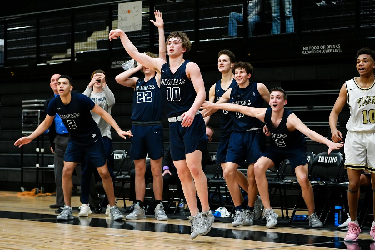 lorenziniphotog's tweet photo. Big night for @GavinGreen2020 of Flower Mound. Besides guiding his team into the playoffs he set two school records tonight (someone correct me if I'm wrong):
1. Most 3 pointers in a game: 12
2. Most 3 pointers in a season: 101
Congrats to a great player! What a night!! https://t.co/2quSft1clt