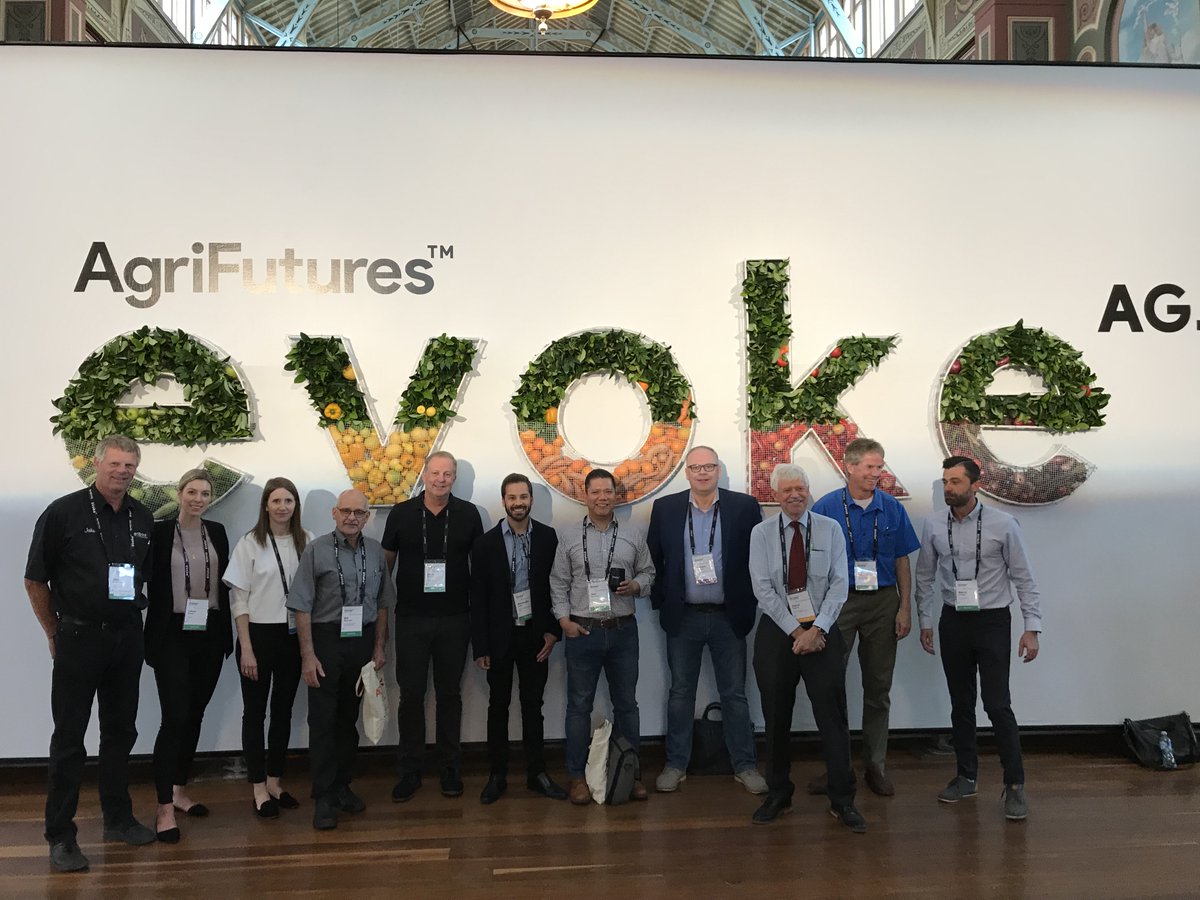 canadadownunder's tweet photo. That’s a wrap for @evokeAG 2020! Thank you to all our participants #bioenterprise #semios #enwave #icicleBsafe #GrainViz #AgriBrink #TransportGenie #MyeraGroup #Greentronics. Canada’s #agtech and #foodtech leaders at Stand 17.
#evokeAG #foodfarmfuture https://t.co/pXHhYrJSmW