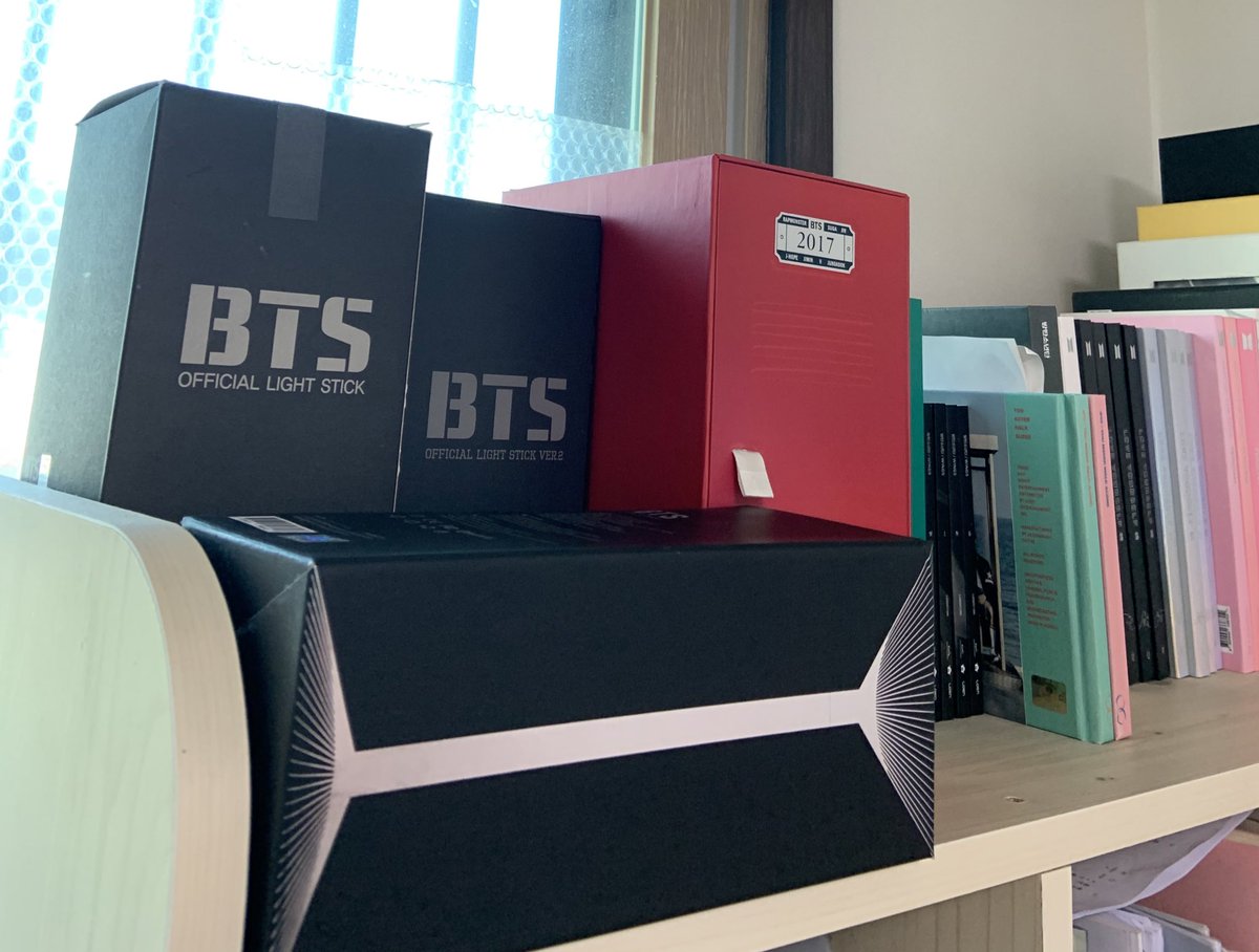 leeleejung2225's tweet image. 방탄 공식 앨범들 판매합니다 디엠주세요~      포카는 없습니다ㅠㅠ