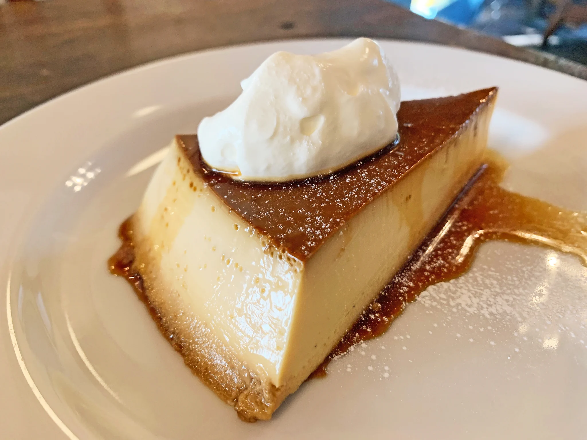 固めが好きな人にオススメ！？固め食感のカスタードプリンを食べられるカフェ！