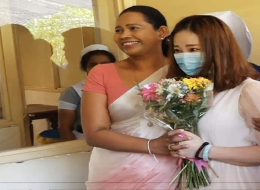 lifeinceylon's tweet photo. Sri Lankas Only Corona patient Completely recovered and leaving the Country today 
#srilanka #lka #corona #srilankancorona #srilankancoronapatient #wuhan #WuhanCoronavius https://t.co/uj4qshSwsG