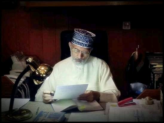 A person can hardly read 2000 books in his whole life.. Dr. Tahir-ul-Qadri has authored this huge number of books! May Allah give him Hayate-Khizr and more strength to serve Islam! ♥ 📚 #HappyBirthDayDrQadri