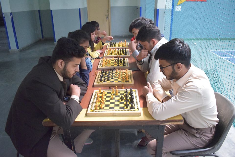 ITSEduGroup's tweet photo. #SPORTS_ATHLETIC_MEET_2020
“The moment of victory is much too short to live for that and nothing else.”
More info: https://t.co/btqAYGqLcK
The Day 02 of @ITSMohanNagar #megasports fest for #BBA & #BCA students began with the much anticipated #Semifinal & #FinalRounds of #matches https://t.co/ePxbTdjPSj