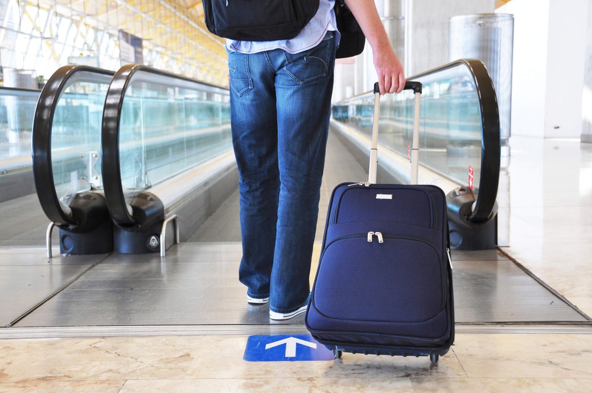 brazucasabroad's tweet photo. Cobrança indevida de bagagem por cias aéreas... https://t.co/kqZki5Rts9