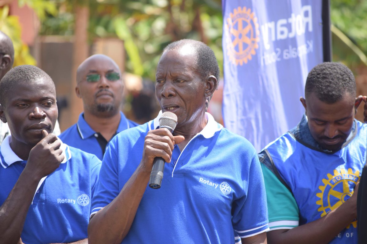 KampalaSouth's tweet photo. Saturday marked the beginning of construction of The Children's ward at Kikandwa Health Centre III. Looking at highlights of how the the activities at the ground breaking ceremony unfolded. #clubproject #rotaryproject #kikandwacommunity #rotariansatwork https://t.co/kwFftgEY8j