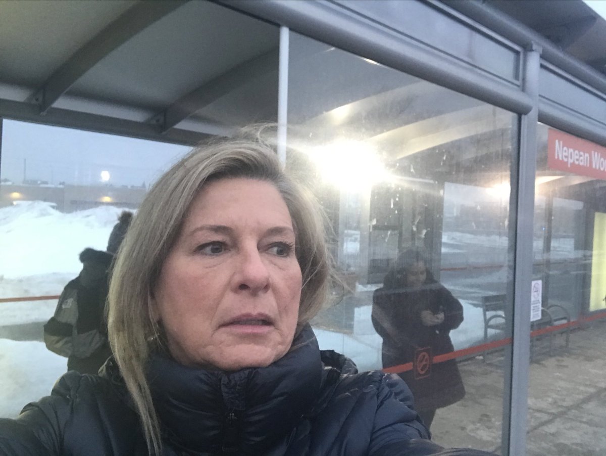 MeehanCarolAnne's tweet image. Cold morning to be waiting for the 74 at Nepean Woods.  Only 6 min late. On my way to Tunney’s.  #TransitChallenge2020 ⁦@ottawacity⁩ ⁦@OC_Transpo⁩