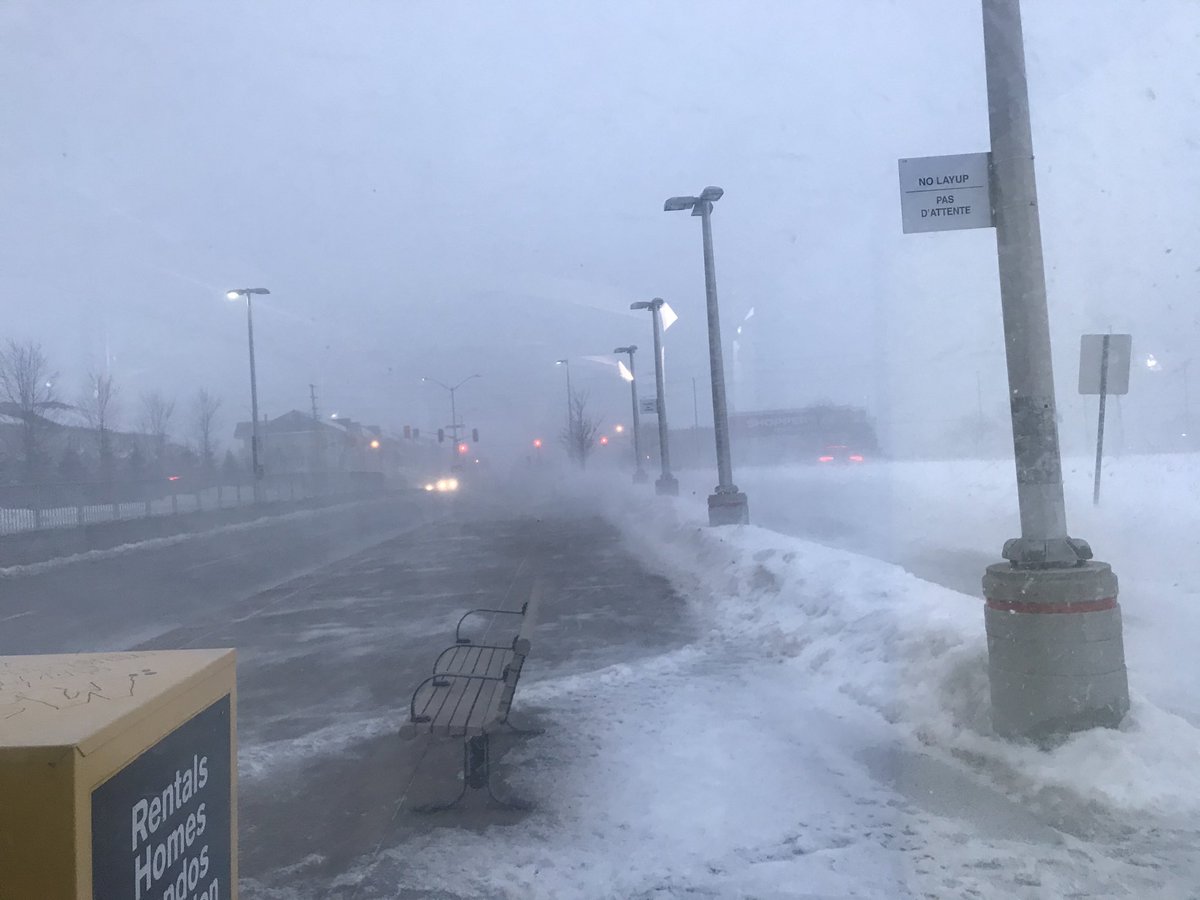 MeehanCarolAnne's tweet image. Cold morning to be waiting for the 74 at Nepean Woods.  Only 6 min late. On my way to Tunney’s.  #TransitChallenge2020 ⁦@ottawacity⁩ ⁦@OC_Transpo⁩